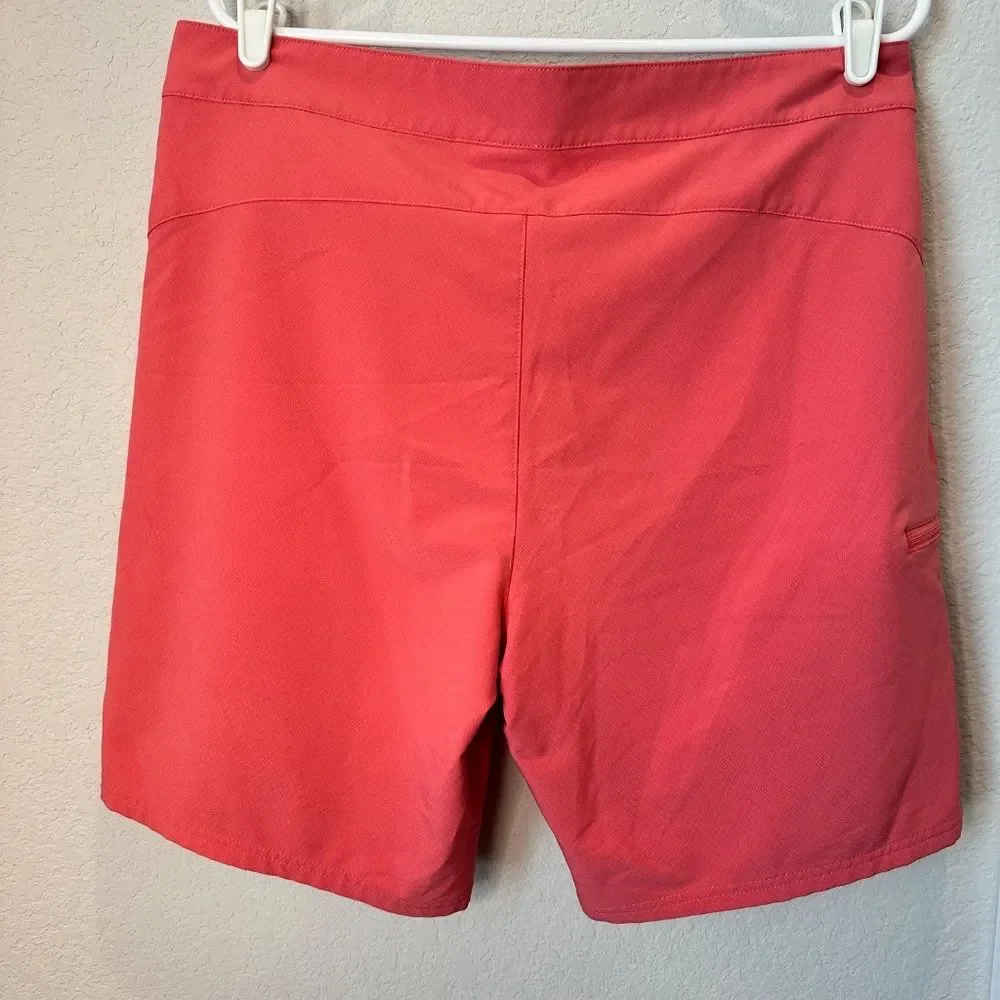 Men’s Vineyard Vines Performance Swimsuit Size 35